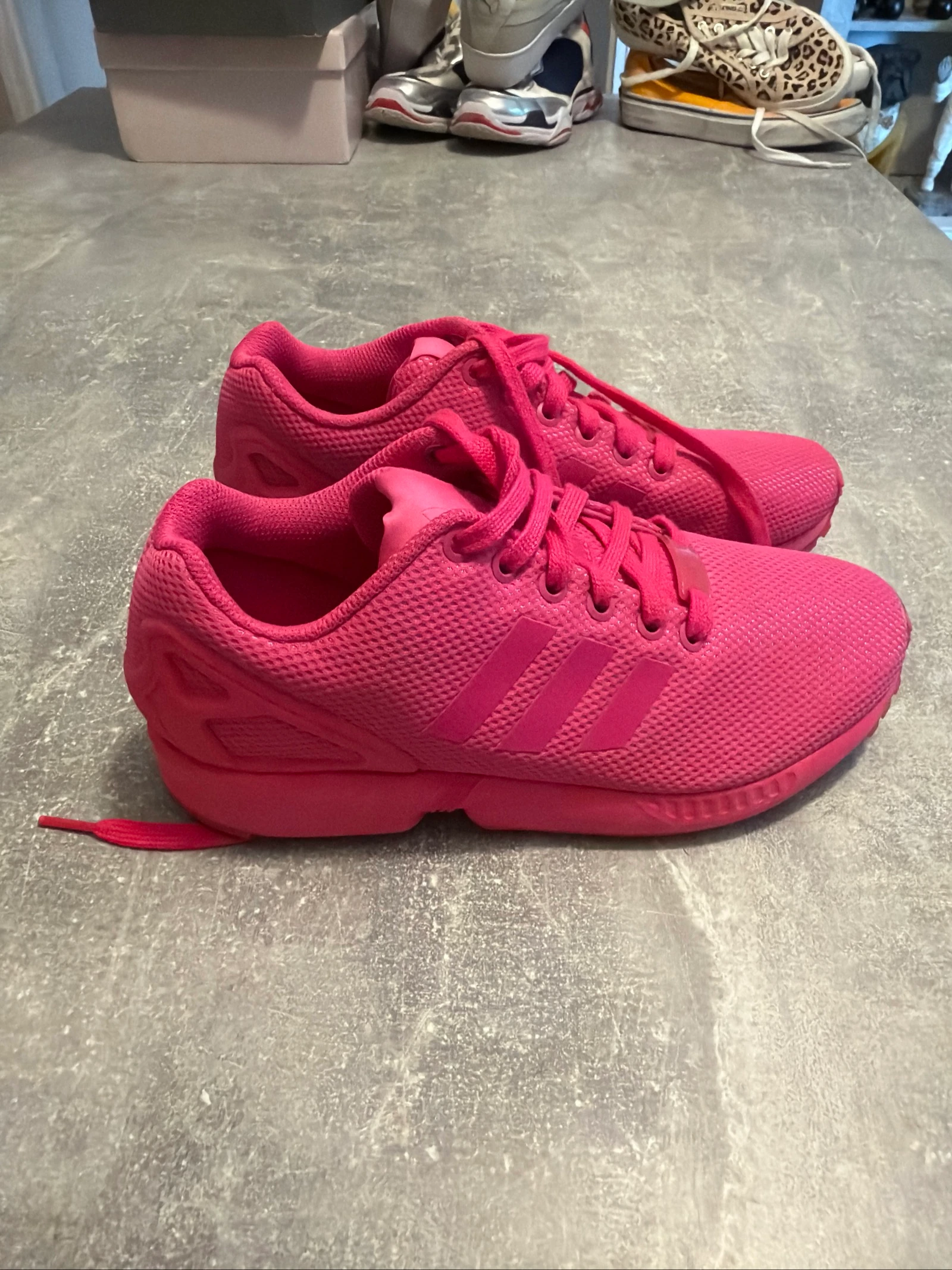 Basket adidas fuchsia 38 2/3 bon état 